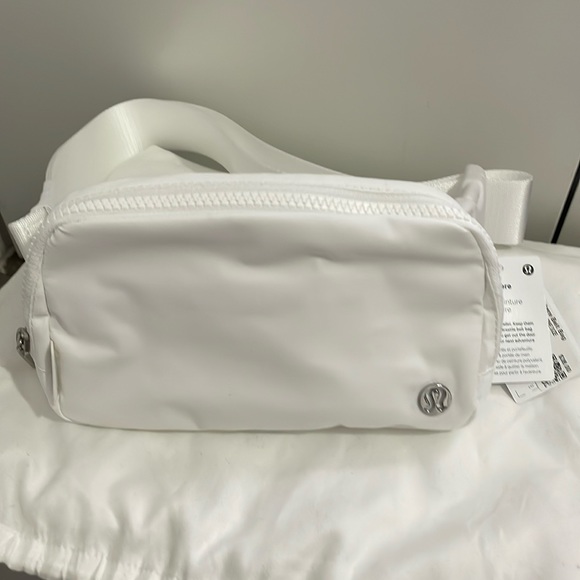 lululemon athletica Handbags - Lululemon Belt bag